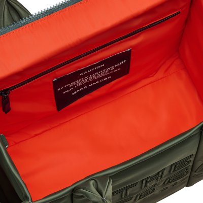 THE PUFFY NYLON MEDIUM TOTE BAG